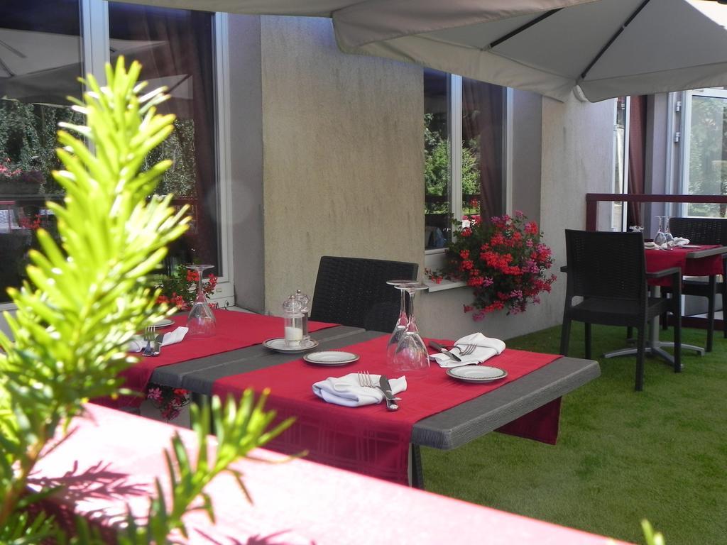 Hotel Restaurant Le Moschenross Thann Esterno foto
